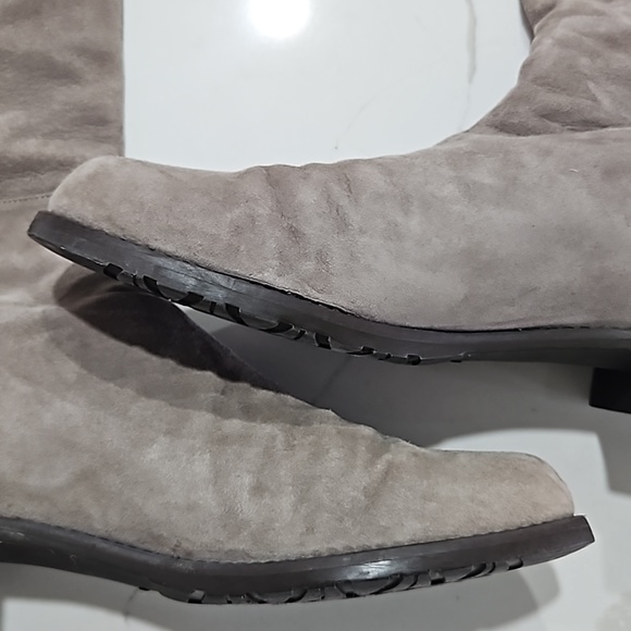 Boots - Picture 5 of 7